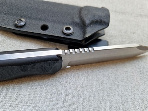 MINI SPECJALS czarne g10