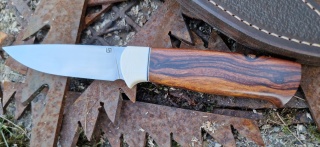 NÓŻ MYŚLIWSKI Iron wood