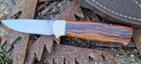 NÓŻ MYŚLIWSKI Iron wood