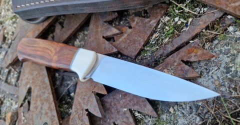 NÓŻ MYŚLIWSKI Iron wood